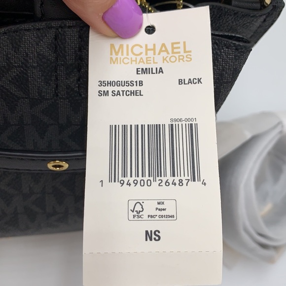 MICHAEL KORS OUTLET
Emilia Small Logo Satchel BLACK SIGNATURE COLOR - Picture 16 of 16
